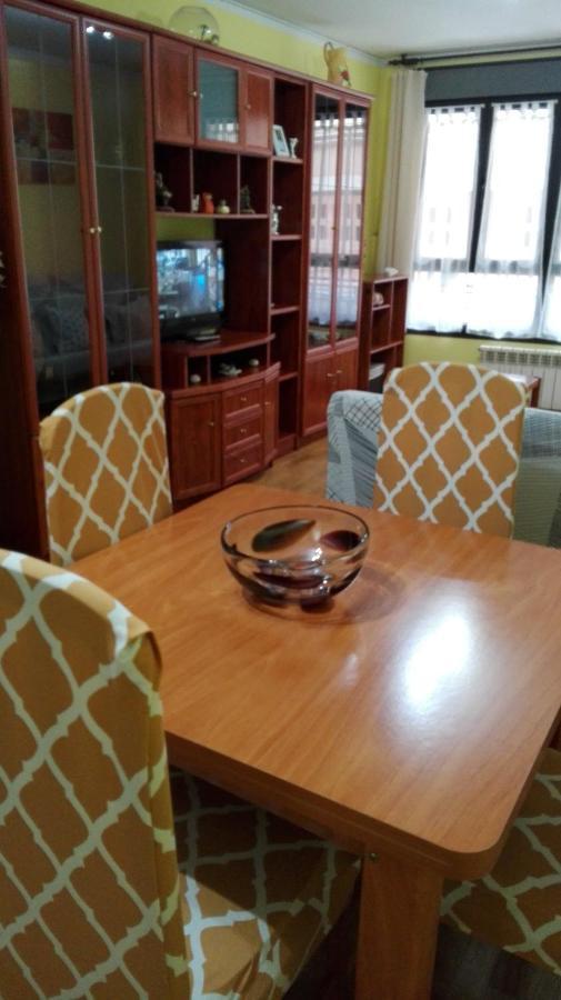 Amplio Loft Con Plaza De Garaje Daire Onís Oda fotoğraf